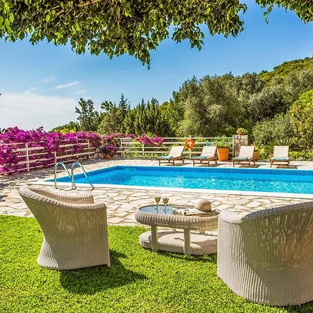 Aspasia Villa *